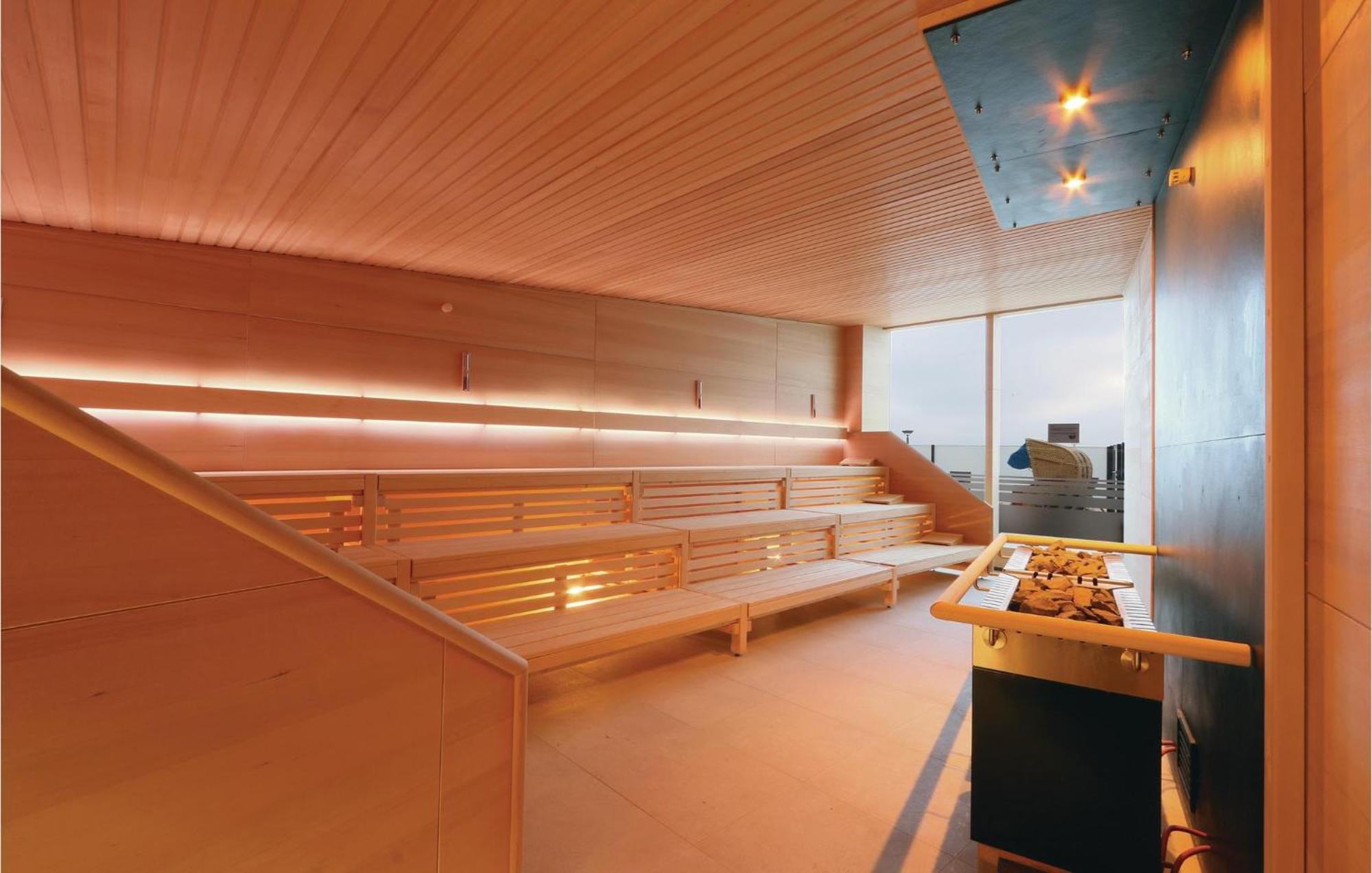 Amazing Apartment In Luebeck Travemuende With Sauna Luaran gambar